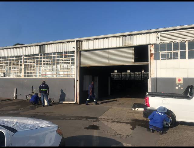 480M² WAREHOUSE TO LET IN GLEN ANIL